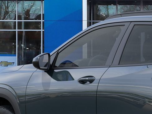 New 2026 Chevrolet Trax LT w/ LT Convenience Package FWD image 36