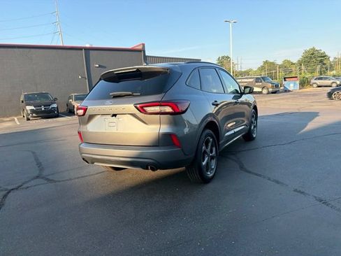 Used 2024 Ford Escape ST-Line AWD/4WD image 10