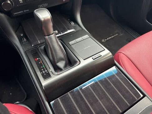 Used 2022 Lexus GX 460 Premium w/ Accessory Package image 18