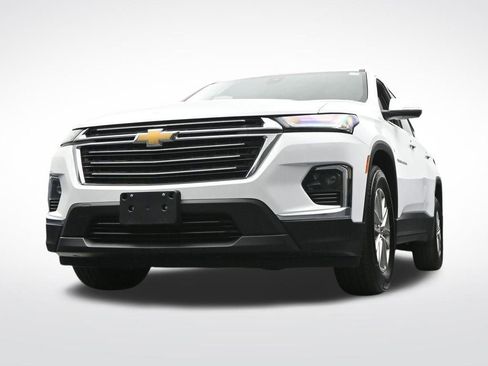 Used 2023 Chevrolet Traverse LT w/ LPO, Floor Liner Package AWD/4WD image 32