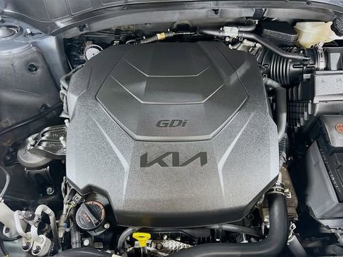 Certified 2022 Kia Telluride EX w/ EX Premium Package AWD/4WD image 33