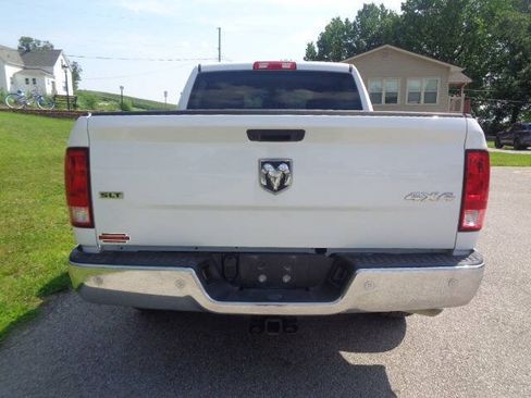 Used 2022 RAM 1500 Classic SLT w/ Electronics Group AWD/4WD image 4