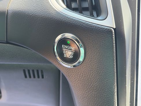 Certified 2024 Ford Edge SEL AWD/4WD image 8