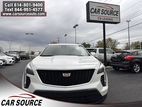 Used 2023 Cadillac XT4 Sport image 2