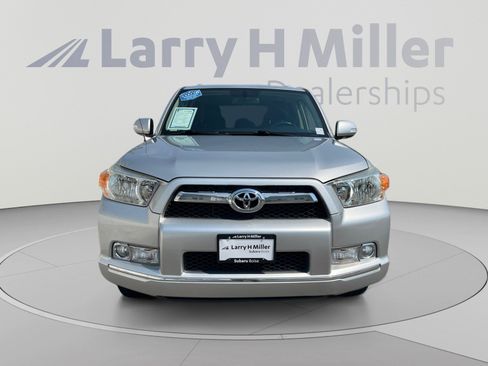 Used 2012 Toyota 4Runner SR5 RWD image 8