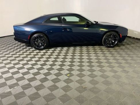 Used 2024 Dodge Charger R/T w/ Plus Group image 18