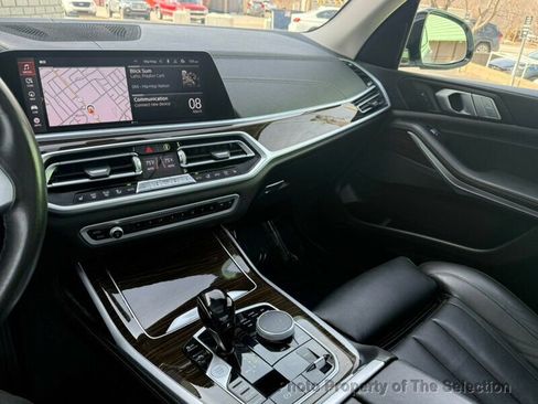 Used 2021 BMW X7 xDrive40i image 29