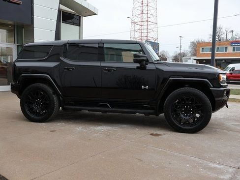 Certified 2025 GMC Hummer EV 2X AWD/4WD image 9