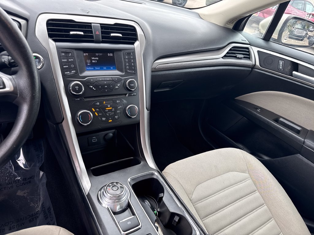 Used 2018 Ford Fusion S FWD image 16