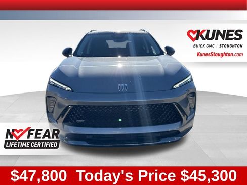 New 2026 Buick Envision Sport Touring image 5