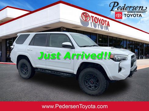 Used 2016 Toyota 4Runner Trail image 1
