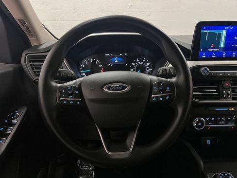 Used 2020 Ford Escape SE FWD image 16