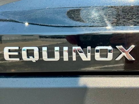 Used 2025 Chevrolet Equinox LT w/ Convenience Package II image 16