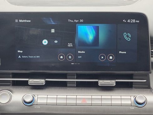 Used 2024 Hyundai Kona Limited FWD image 17