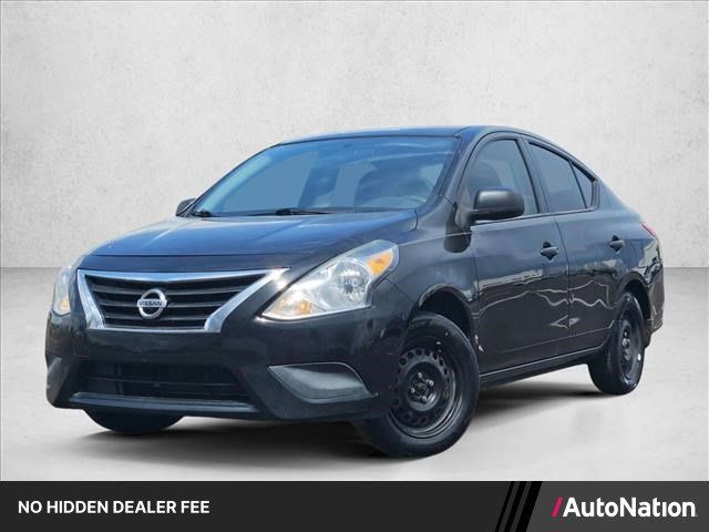 Used 2015 Nissan Versa S FWD image 1