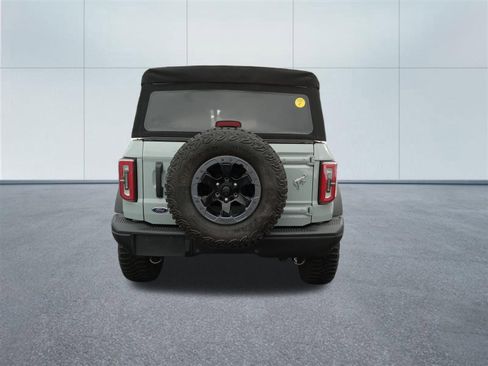 Used 2021 Ford Bronco Badlands image 4