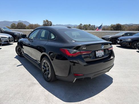 Certified 2023 BMW i4 eDrive40 RWD image 2