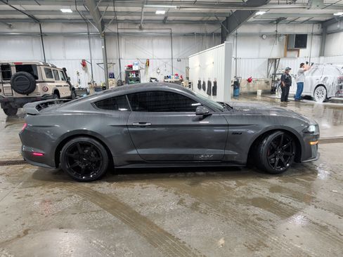 Used 2020 Ford Mustang GT Premium w/ GT Performance Package RWD image 2
