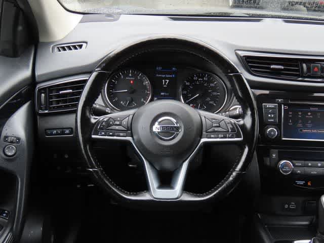 Used 2021 Nissan Rogue Sport SV AWD/4WD image 18