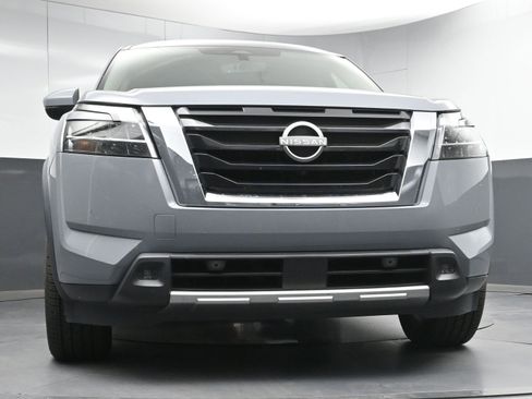 Certified 2023 Nissan Pathfinder Platinum w/ Cargo Package image 28