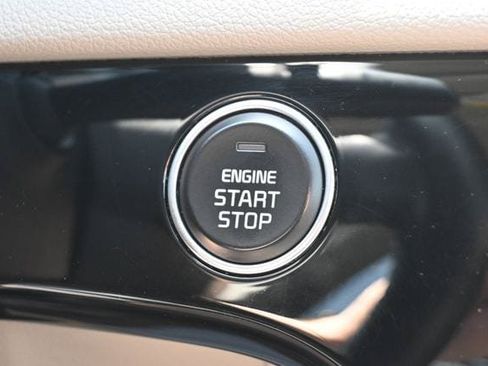Used 2021 Kia Sportage EX FWD image 33