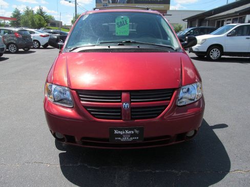 Used 2007 Dodge Grand Caravan SXT FWD image 7