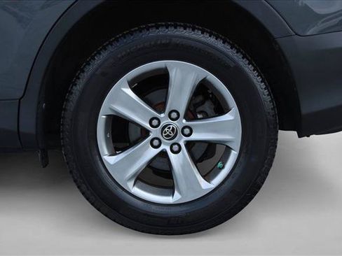 Used 2015 Toyota RAV4 XLE AWD/4WD image 14