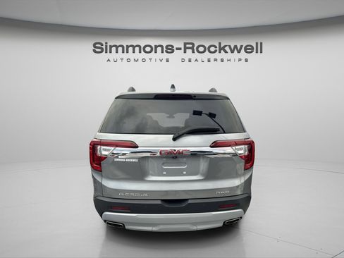 Used 2023 GMC Acadia SLT image 9