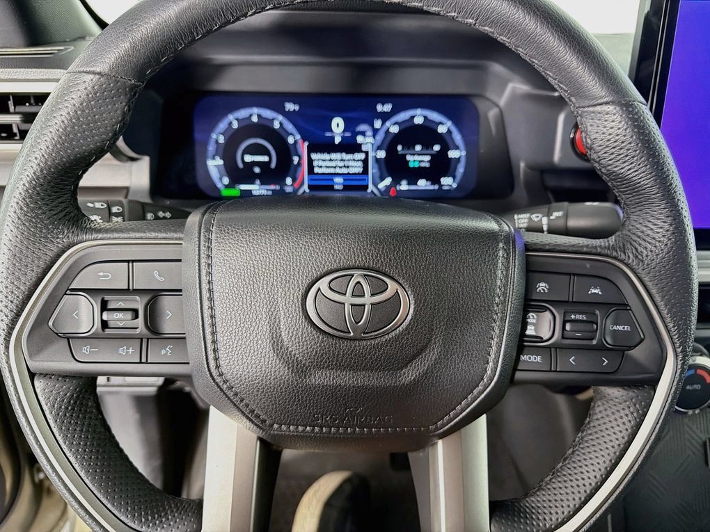 Used 2026 Toyota Tacoma TRD Off-Road AWD/4WD image 16