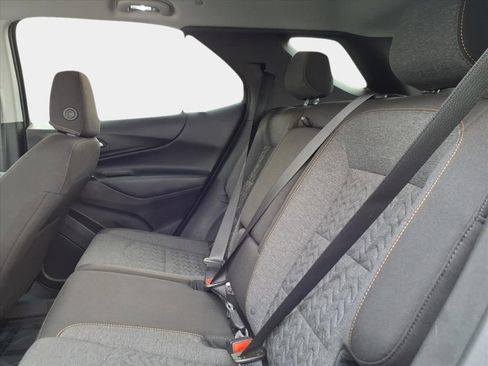 Used 2024 Chevrolet Equinox LT image 14