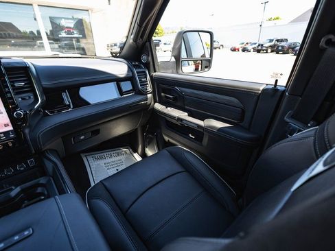 New 2025 RAM 2500 Limited image 23