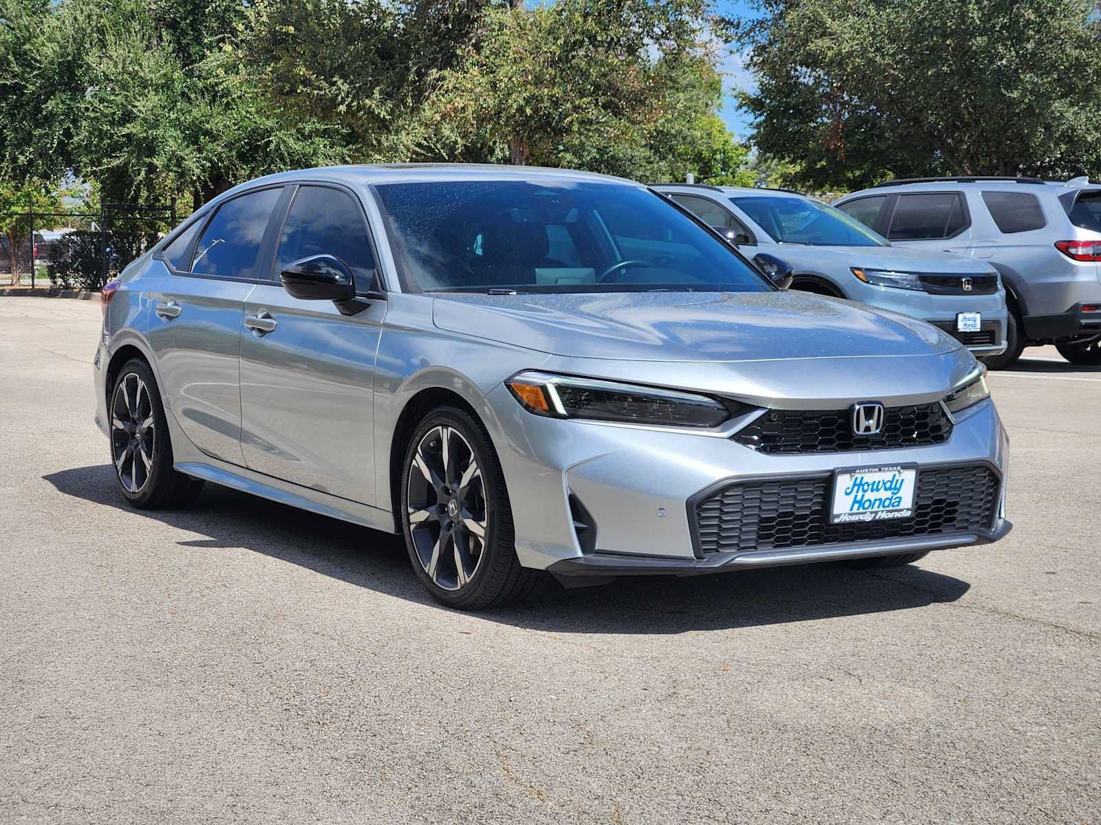 Used 2025 Honda Civic Sport Touring image 3