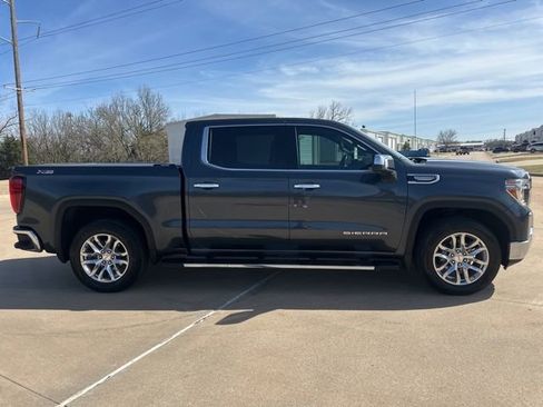 Used 2021 GMC Sierra 1500 SLT w/ SLT Convenience Package AWD/4WD image 6