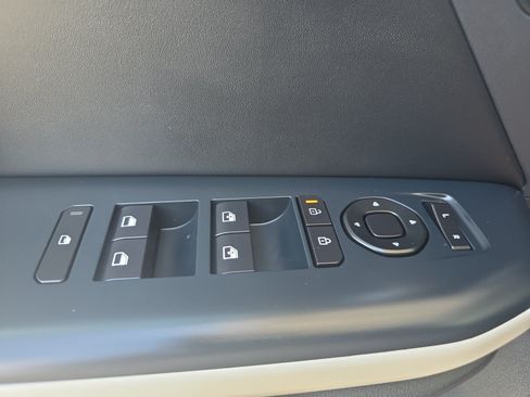 Certified 2025 Kia K4 GT-Line w/ GT-Line Sunroof Package FWD image 27