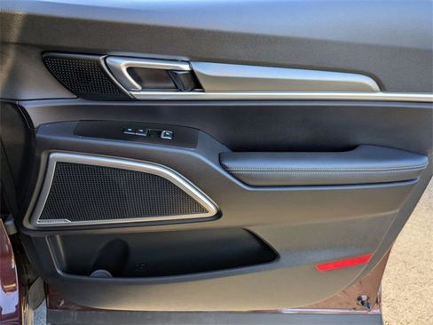 Used 2022 Kia Telluride S image 37
