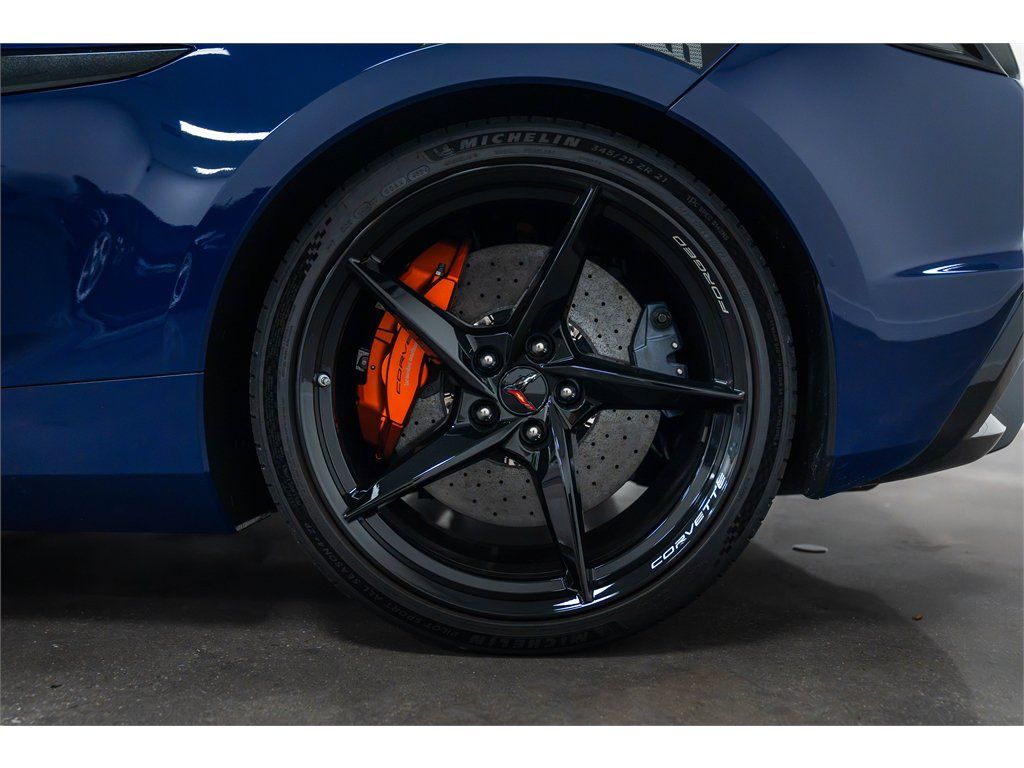 Used 2025 Chevrolet Corvette E-Ray w/ Stealth Interior Trim Package AWD/4WD image 10