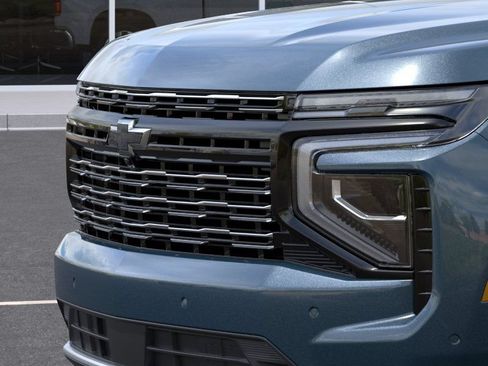 New 2026 Chevrolet Tahoe High Country AWD/4WD image 13