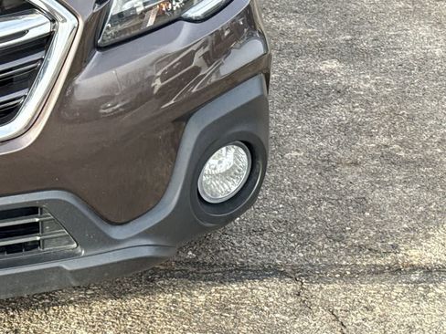 Used 2019 Subaru Outback 2.5i Limited w/ Popular Package #2 image 10