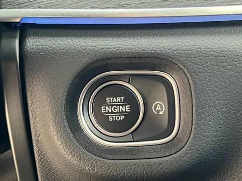 Certified 2026 Mercedes-Benz GLS 450 4MATIC image 40