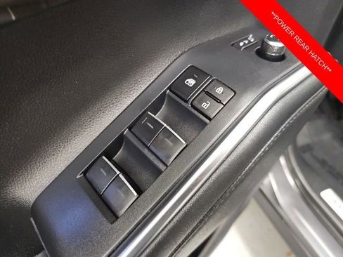 Used 2024 Toyota Highlander Limited AWD/4WD image 14