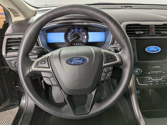 Used 2019 Ford Fusion SE FWD image 15