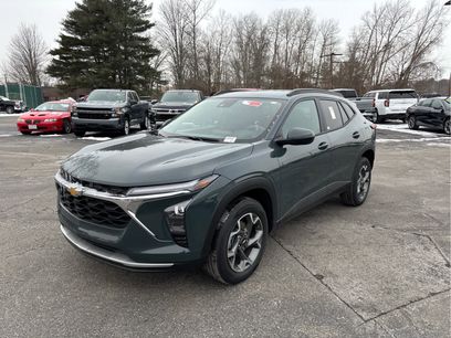 Used 2025 Chevrolet Trax LT