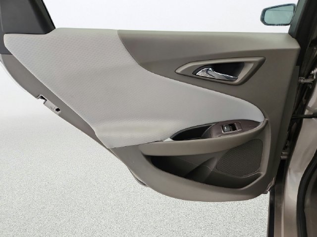 Used 2025 Chevrolet Malibu LT FWD image 23