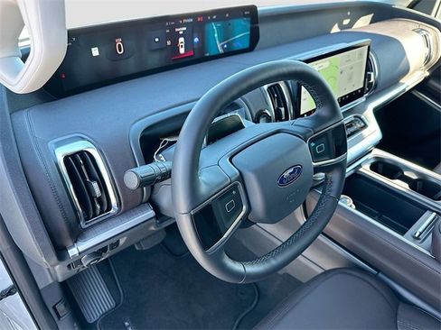 New 2026 Ford Expedition Max Platinum w/ Platinum Ultimate Package image 6