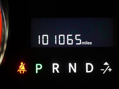 Used 2017 Dodge Grand Caravan SE image 5