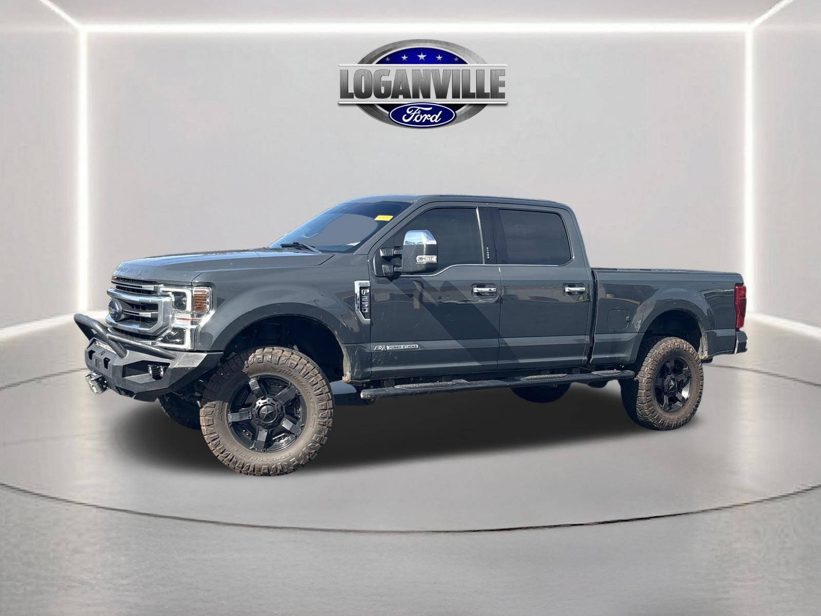Used 2021 Ford F250 Platinum w/ FX4 Off-Road Package AWD/4WD image 1