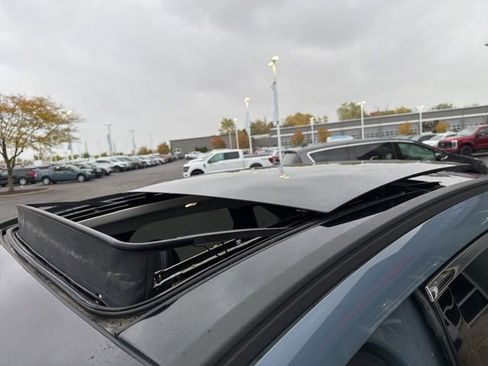 Certified 2023 Ford Escape SE w/ Class II Trailer Tow Package image 27