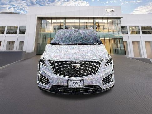 Used 2026 Cadillac XT5 Premium Luxury w/ Driver Assist Package AWD/4WD image 2