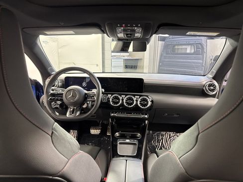 Certified 2025 Mercedes-Benz CLA 35 AMG 4MATIC image 25