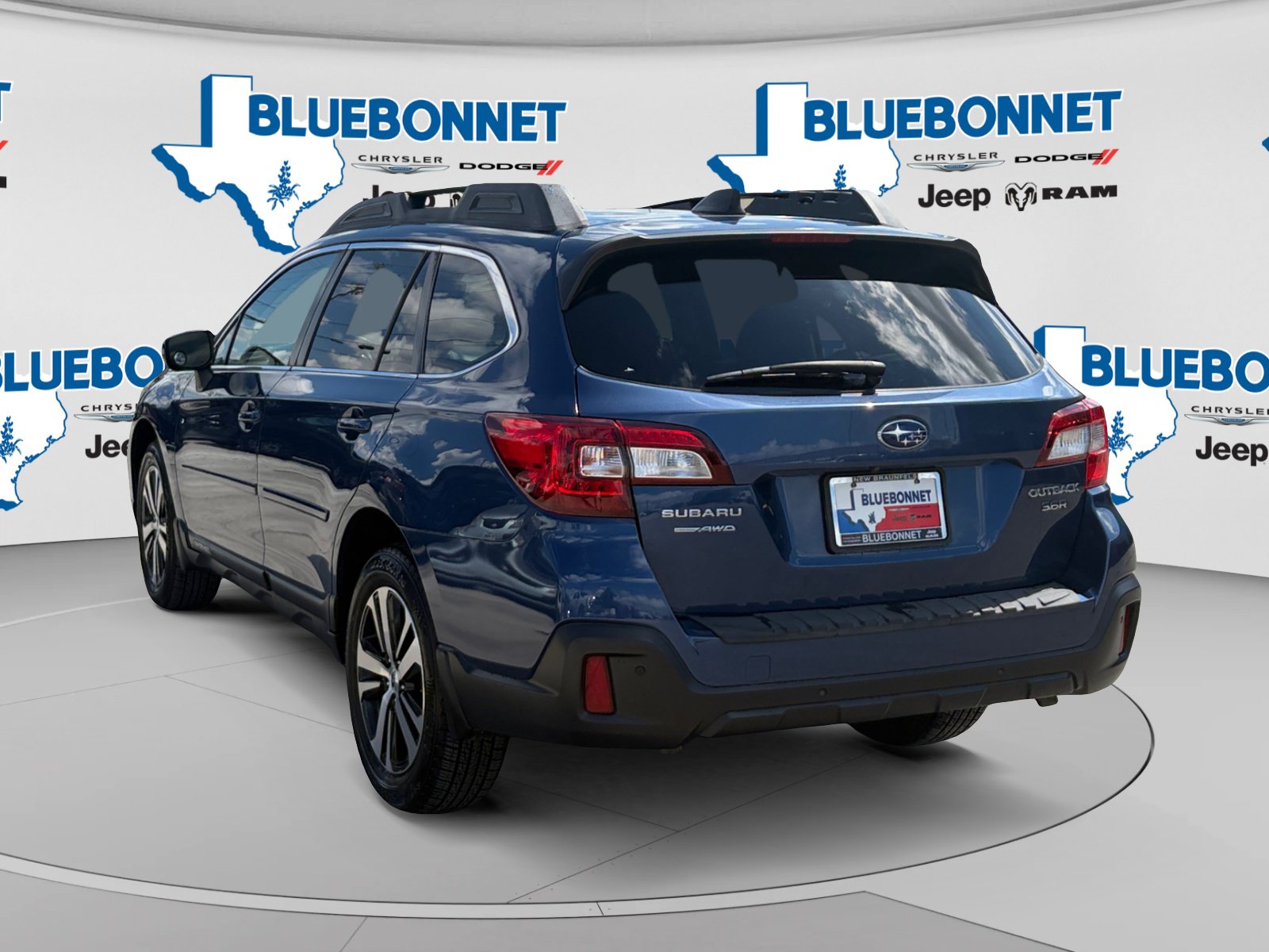 Used 2019 Subaru Outback 3.6R Limited AWD/4WD image 7